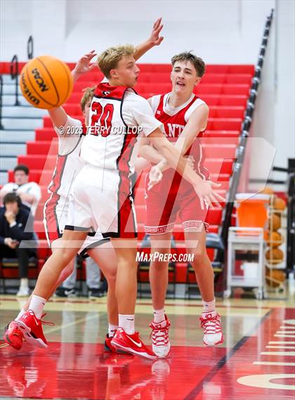 Thumbnail 1 in FR: Manti @ Grantsville (Sophomore) photogallery.