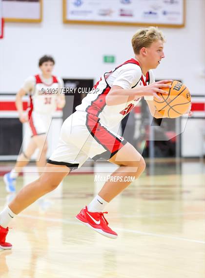 Thumbnail 2 in FR: Manti @ Grantsville (Sophomore) photogallery.