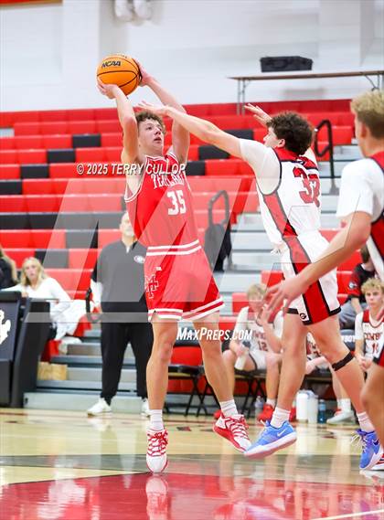 Thumbnail 1 in FR: Manti @ Grantsville (Sophomore) photogallery.