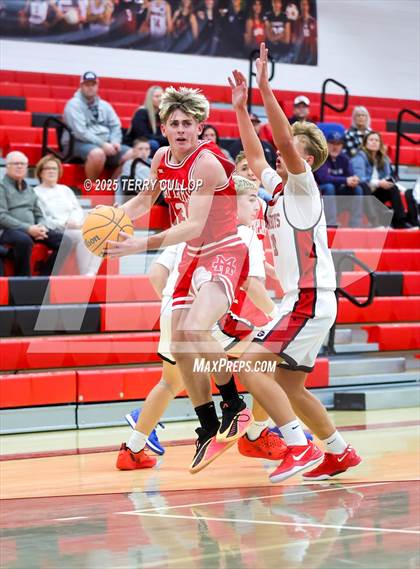 Thumbnail 2 in FR: Manti @ Grantsville (Sophomore) photogallery.