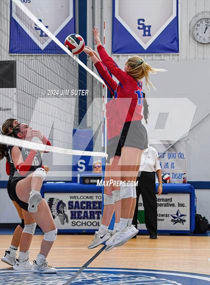 Thumbnail 3 in Incarnate Word Academy vs Brazos Christian (TAPPS Volleyball 4A Bi-District) photogallery.
