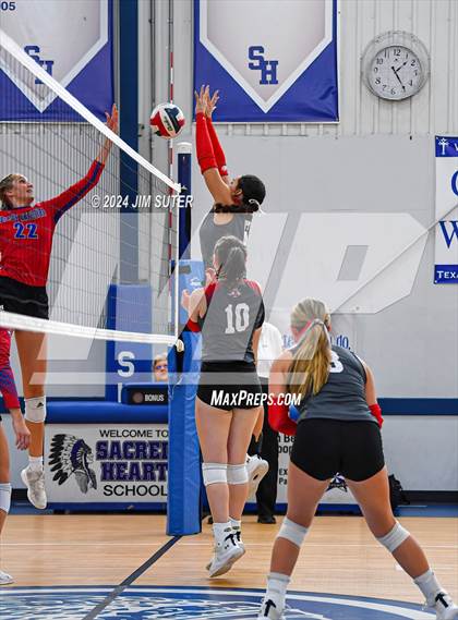 Thumbnail 1 in Incarnate Word Academy vs Brazos Christian (TAPPS Volleyball 4A Bi-District) photogallery.