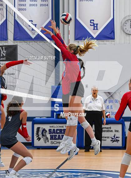 Thumbnail 2 in Incarnate Word Academy vs Brazos Christian (TAPPS Volleyball 4A Bi-District) photogallery.