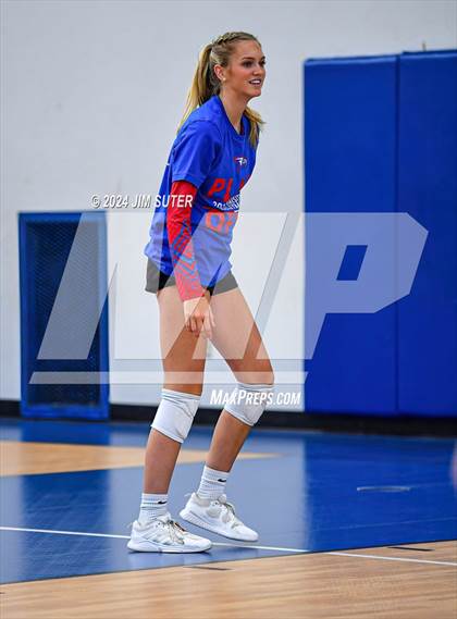Thumbnail 2 in Incarnate Word Academy vs Brazos Christian (TAPPS Volleyball 4A Bi-District) photogallery.