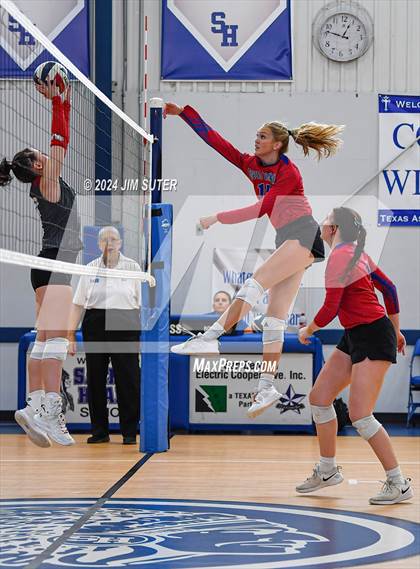 Thumbnail 2 in Incarnate Word Academy vs Brazos Christian (TAPPS Volleyball 4A Bi-District) photogallery.