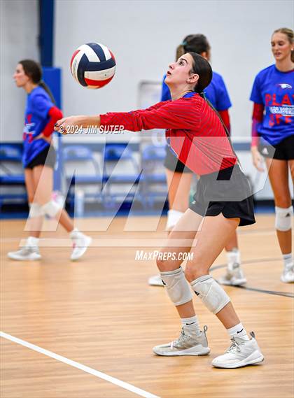 Thumbnail 1 in Incarnate Word Academy vs Brazos Christian (TAPPS Volleyball 4A Bi-District) photogallery.