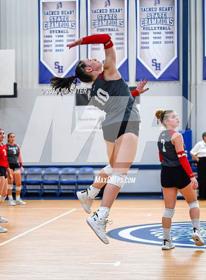 Thumbnail 1 in Incarnate Word Academy vs Brazos Christian (TAPPS Volleyball 4A Bi-District) photogallery.