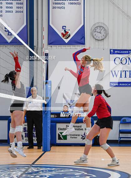 Thumbnail 1 in Incarnate Word Academy vs Brazos Christian (TAPPS Volleyball 4A Bi-District) photogallery.
