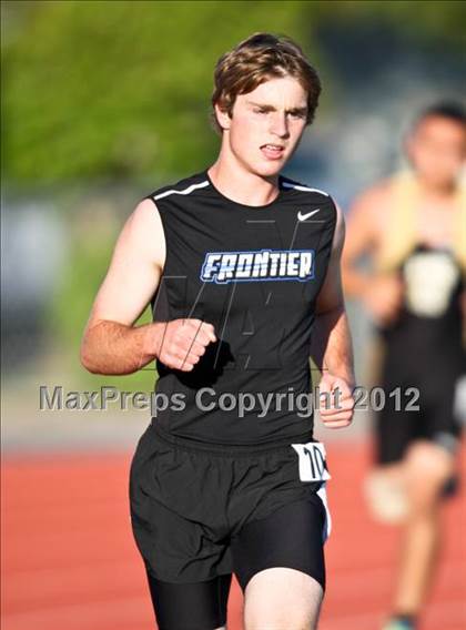 Thumbnail 2 in Titan Top 9 Invitational (Boys 3200m Run) photogallery.