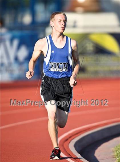 Thumbnail 1 in Titan Top 9 Invitational (Boys 3200m Run) photogallery.