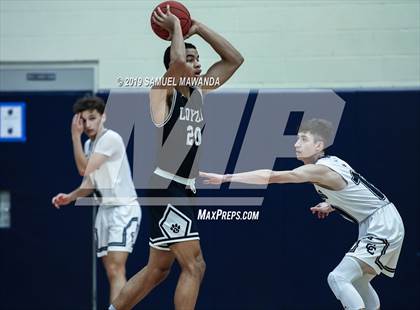 Thumbnail 1 in Loyola vs. Central Catholic (Marianist Classic) photogallery.