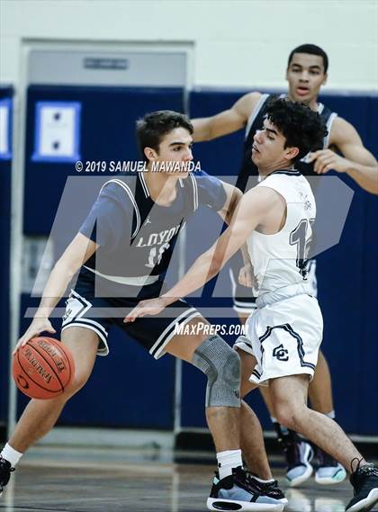 Thumbnail 1 in Loyola vs. Central Catholic (Marianist Classic) photogallery.