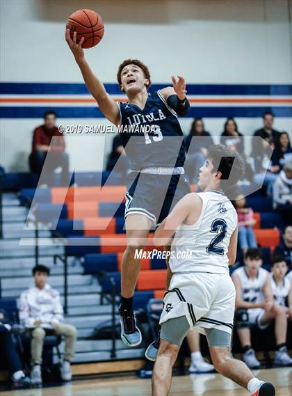 Thumbnail 1 in Loyola vs. Central Catholic (Marianist Classic) photogallery.
