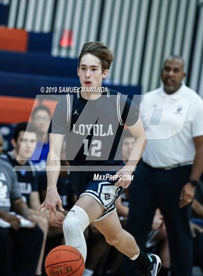 Thumbnail 1 in Loyola vs. Central Catholic (Marianist Classic) photogallery.
