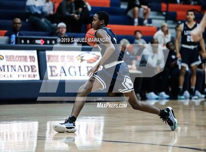 Thumbnail 3 in Loyola vs. Central Catholic (Marianist Classic) photogallery.