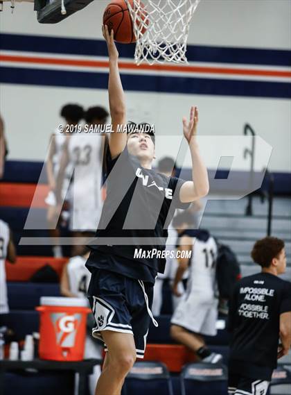 Thumbnail 1 in Loyola vs. Central Catholic (Marianist Classic) photogallery.