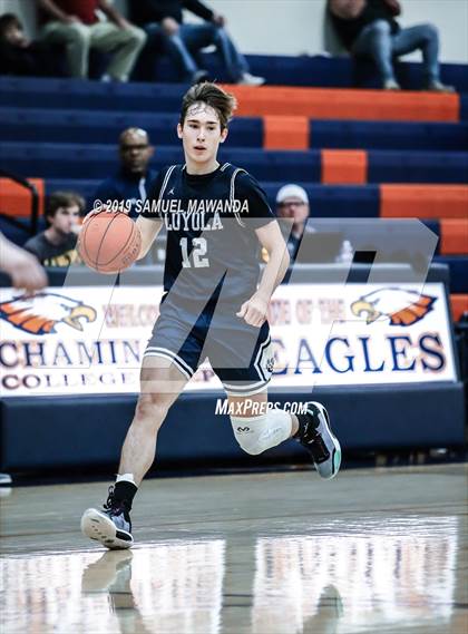 Thumbnail 2 in Loyola vs. Central Catholic (Marianist Classic) photogallery.