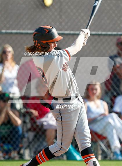 Thumbnail 1 in South Pasadena vs Monrovia photogallery.