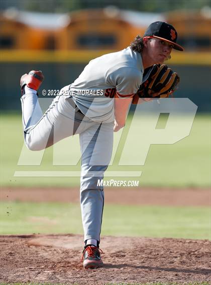 Thumbnail 1 in South Pasadena vs Monrovia photogallery.
