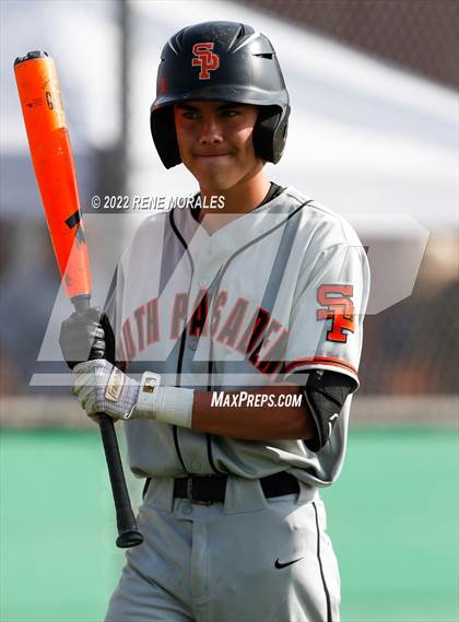 Thumbnail 1 in South Pasadena vs Monrovia photogallery.