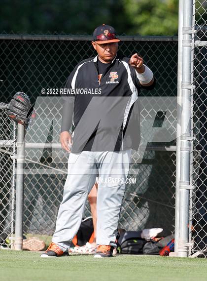 Thumbnail 3 in South Pasadena vs Monrovia photogallery.