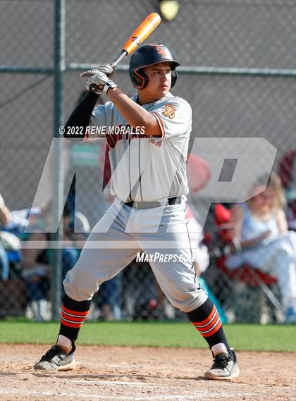 Thumbnail 1 in South Pasadena vs Monrovia photogallery.
