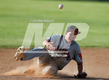 Thumbnail 3 in South Pasadena vs Monrovia photogallery.