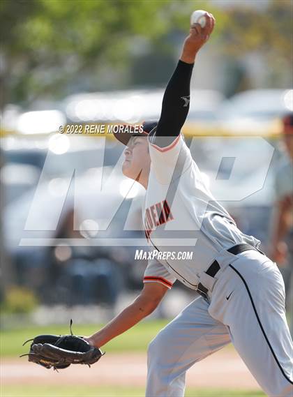 Thumbnail 1 in South Pasadena vs Monrovia photogallery.