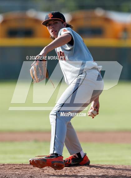 Thumbnail 3 in South Pasadena vs Monrovia photogallery.