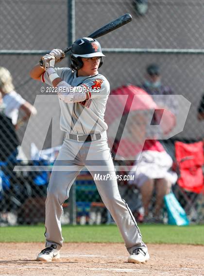 Thumbnail 2 in South Pasadena vs Monrovia photogallery.