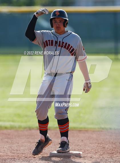 Thumbnail 3 in South Pasadena vs Monrovia photogallery.