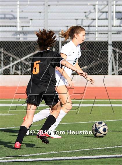 Thumbnail 1 in Monrovia vs South Pasadena photogallery.