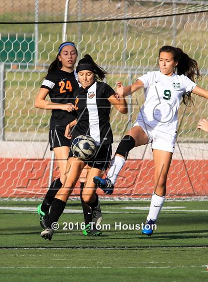 Thumbnail 2 in Monrovia vs South Pasadena photogallery.