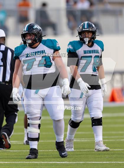 Thumbnail 2 in Pasadena Memorial @ Channelview photogallery.