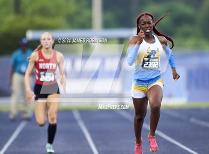 Thumbnail 3 in FHSAA 3A Finals (400 Meter) photogallery.