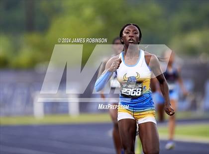 Thumbnail 2 in FHSAA 3A Finals (400 Meter) photogallery.
