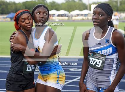 Thumbnail 2 in FHSAA 3A Finals (400 Meter) photogallery.