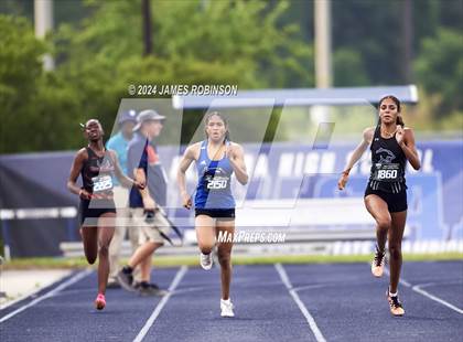 Thumbnail 1 in FHSAA 3A Finals (400 Meter) photogallery.