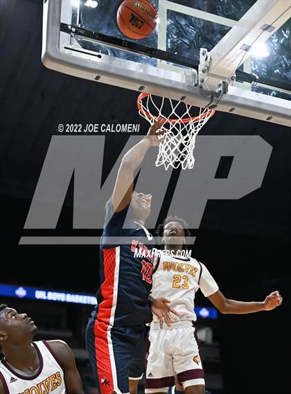 Thumbnail 1 in Beaumont United vs Kimball (UIL 5A State Semifinal) photogallery.