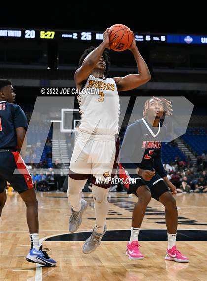 Thumbnail 1 in Beaumont United vs Kimball (UIL 5A State Semifinal) photogallery.