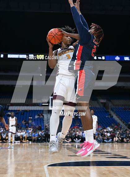 Thumbnail 2 in Beaumont United vs Kimball (UIL 5A State Semifinal) photogallery.