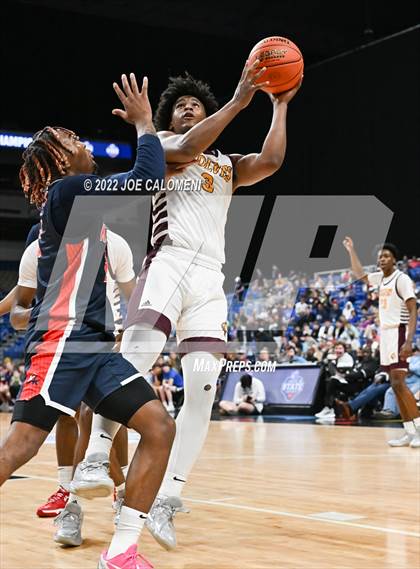 Thumbnail 3 in Beaumont United vs Kimball (UIL 5A State Semifinal) photogallery.