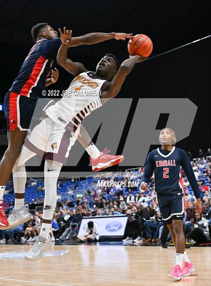 Thumbnail 1 in Beaumont United vs Kimball (UIL 5A State Semifinal) photogallery.