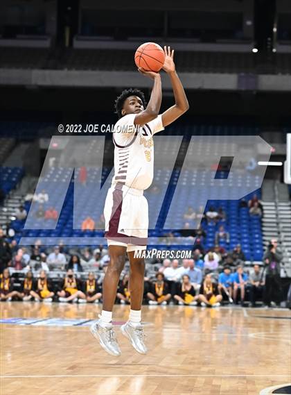 Thumbnail 2 in Beaumont United vs Kimball (UIL 5A State Semifinal) photogallery.