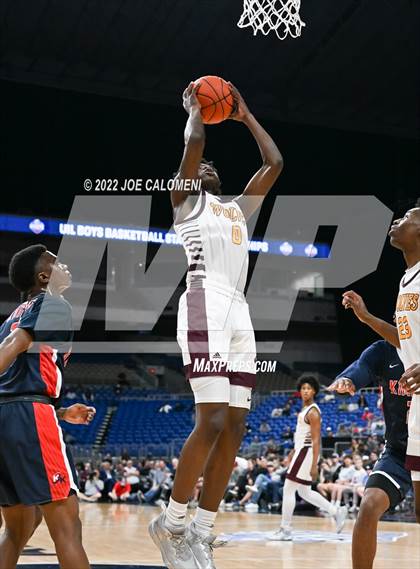 Thumbnail 3 in Beaumont United vs Kimball (UIL 5A State Semifinal) photogallery.
