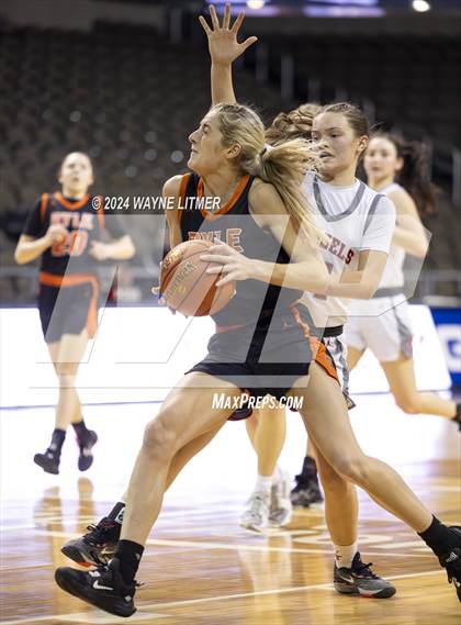 Thumbnail 3 in Ryle vs Dixie (2024 9th Region Girls Basketball Tournament) photogallery.