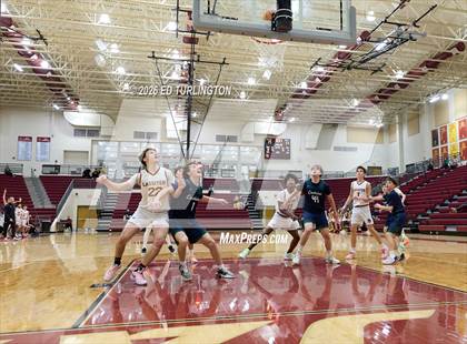 Thumbnail 1 in FR: Creekview @ Lassiter photogallery.