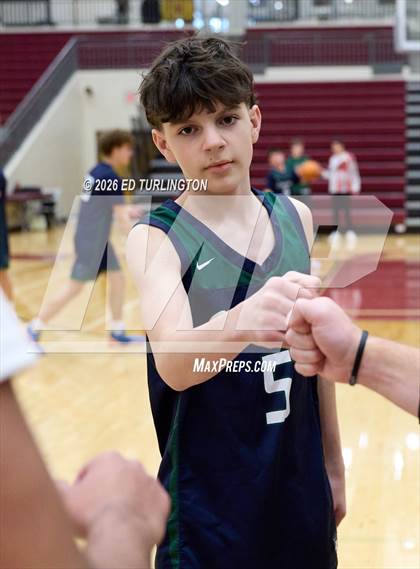 Thumbnail 1 in FR: Creekview @ Lassiter photogallery.