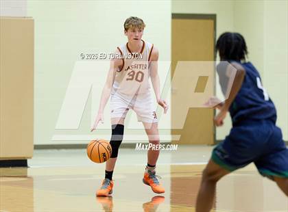 Thumbnail 1 in FR: Creekview @ Lassiter photogallery.
