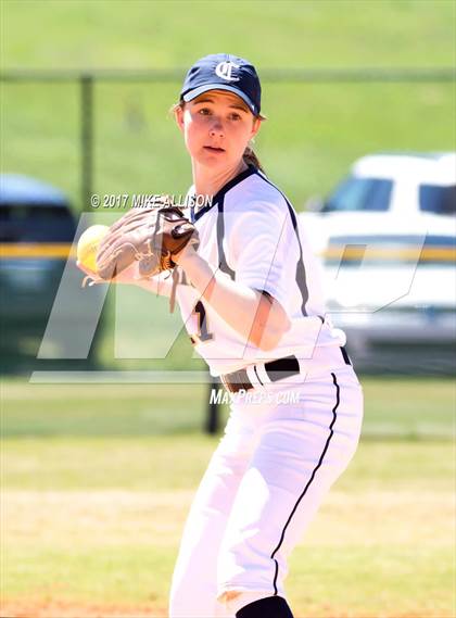 Thumbnail 2 in Sale Creek vs Knoxville Catholic photogallery.
